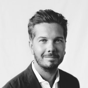 JJ_portrait_s_bw-300x300-c-default